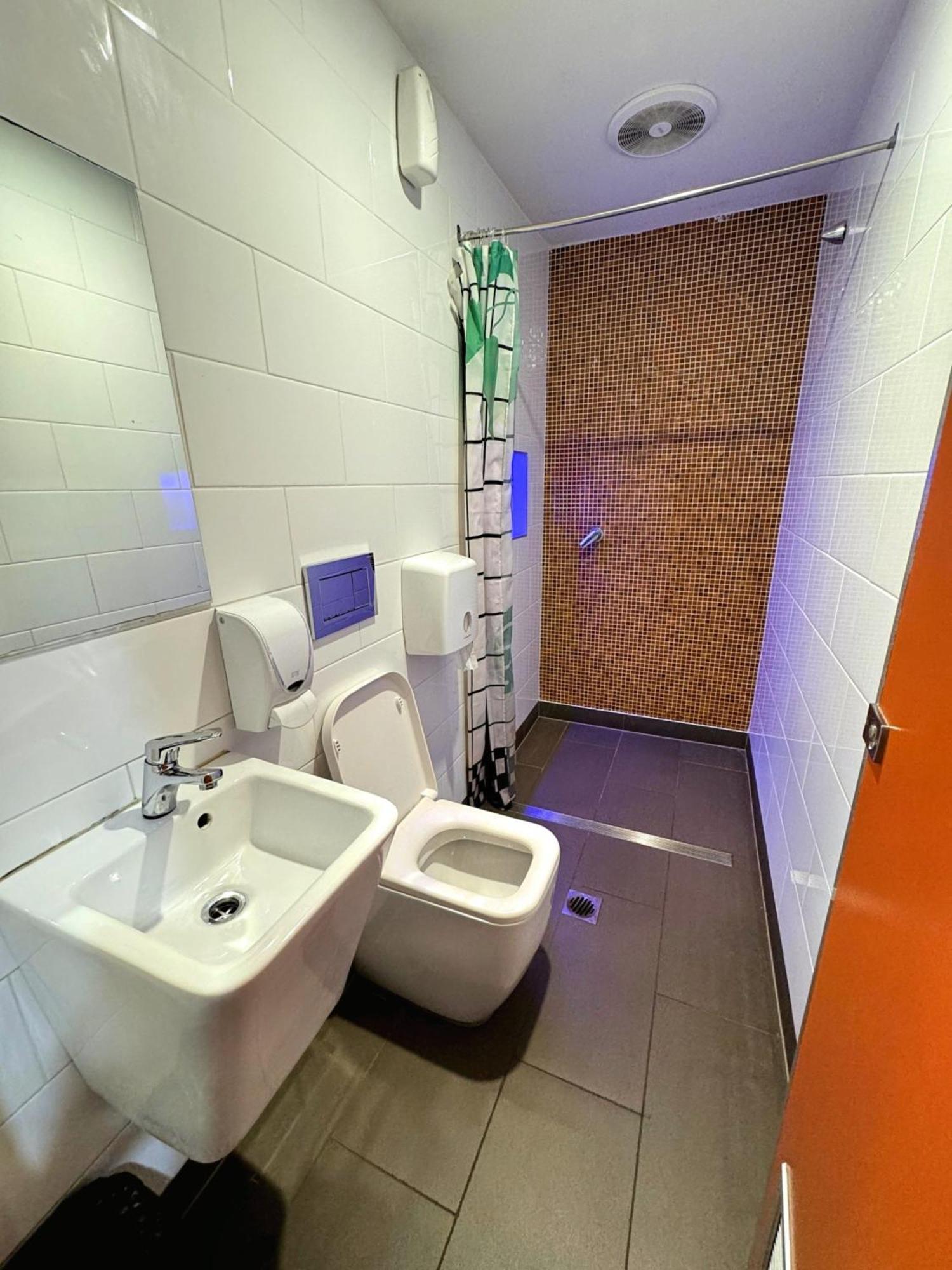 Europa Melbourne Hostel Buitenkant foto