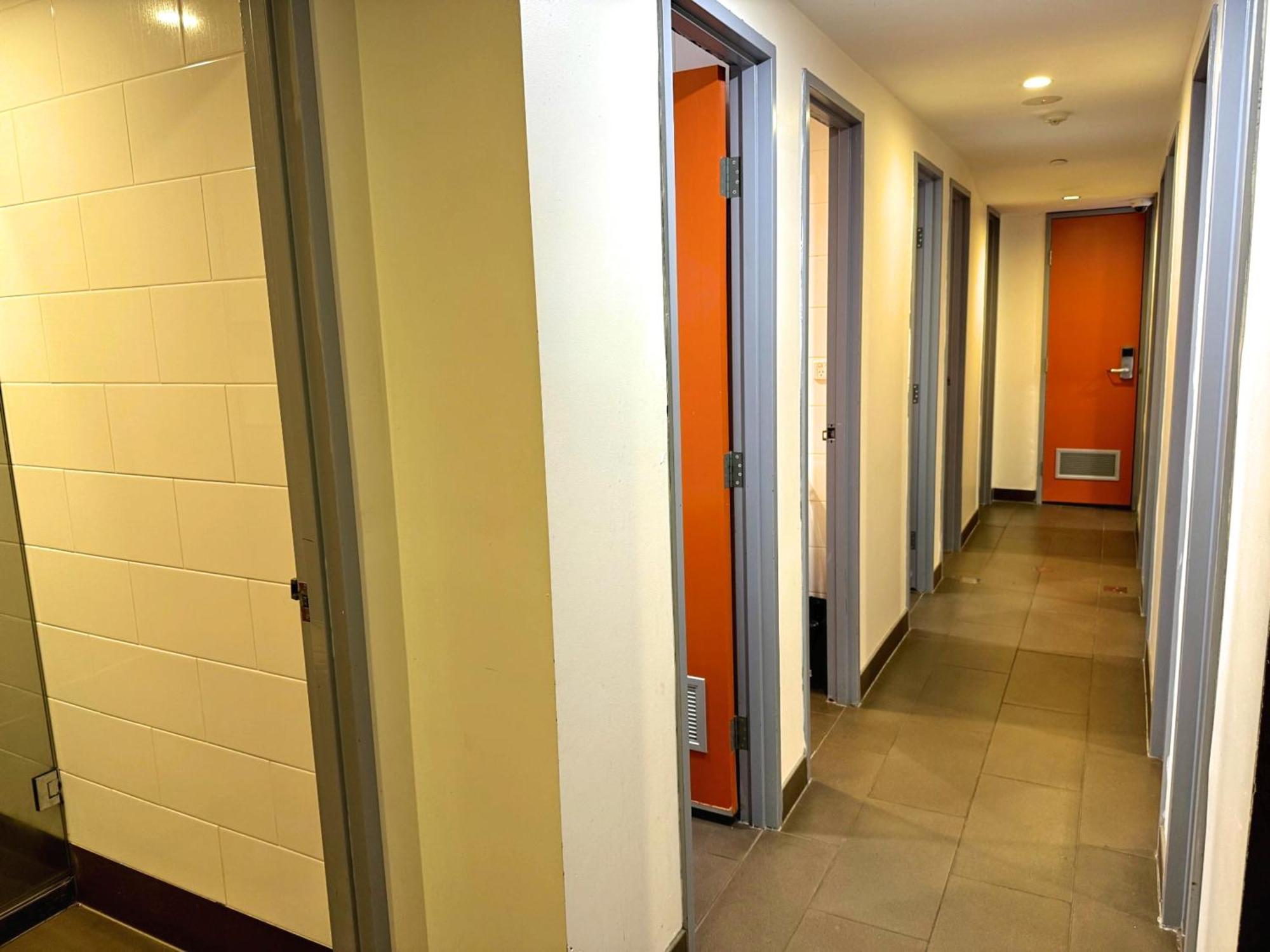 Europa Melbourne Hostel Buitenkant foto